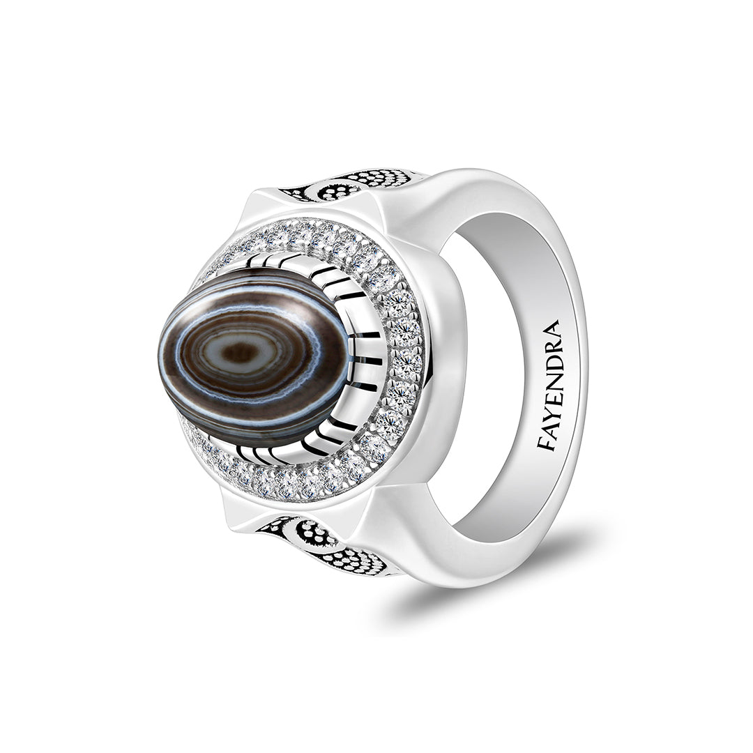 خاتم رجالي من الفضة الخالصة عيار 925 مطلي روديوم و اسود مرصع احجار عقيق سليماني كابشون و فص ابيض