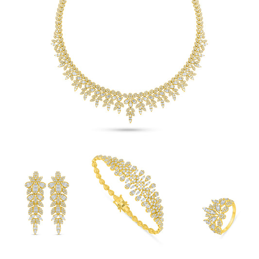 طقم من الفضة الخالصة عيار 925 مطلي ذهبي مرصع فص ابيض