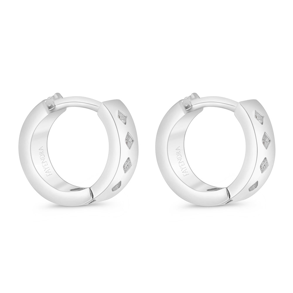 اقراط من الفضة الخالصة عيار 925 مطلية روديوم مرصعة صدف ابيض و فص ابيض