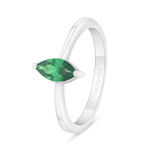 Sterling Silver 925 Ring Rhodium Plated Embedded With Emerald Zircon