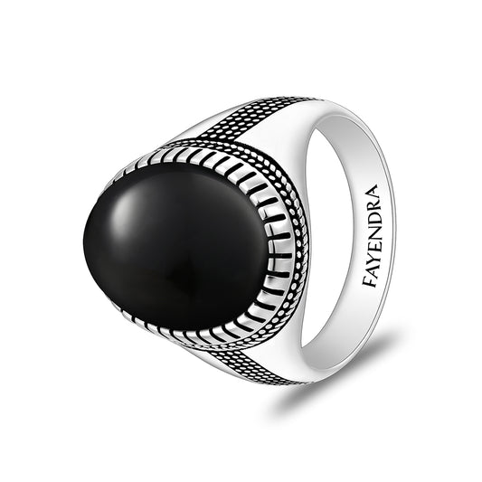 خاتم رجالي من الفضة الخالصة عيار 925 مطلي روديوم و اسود مرصع عقيق اسود طبيعي كابشون