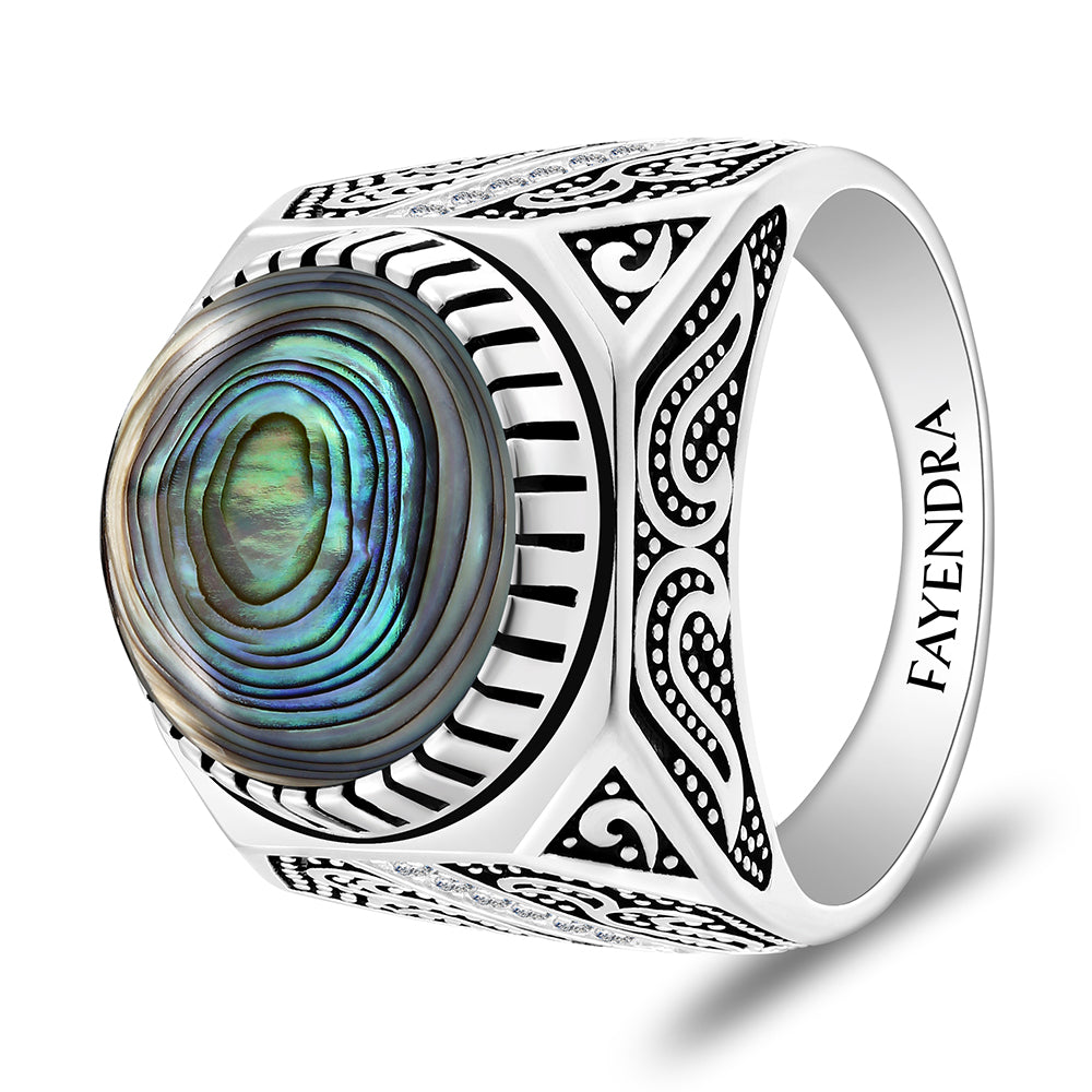 خاتم رجالي من الفضة الخالصة عيار 925 مطلي روديوم و اسود مرصع احجار صدف استرالي كابشون و فص ابيض