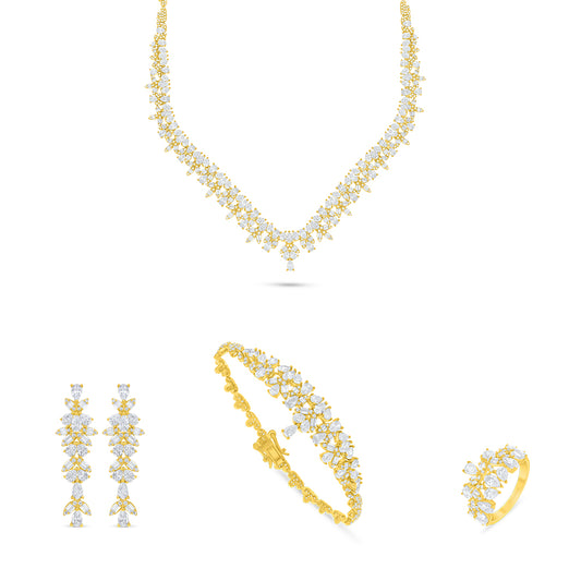 طقم من الفضة الخالصة عيار 925 مطلي ذهبي مرصع فص ابيض