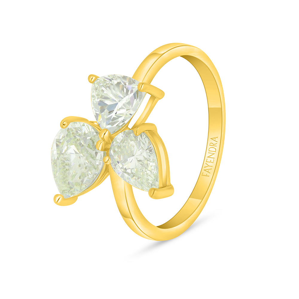Sterling Silver 925 SET Golden Plated Embedded With Diamond Zircon And White Zircon