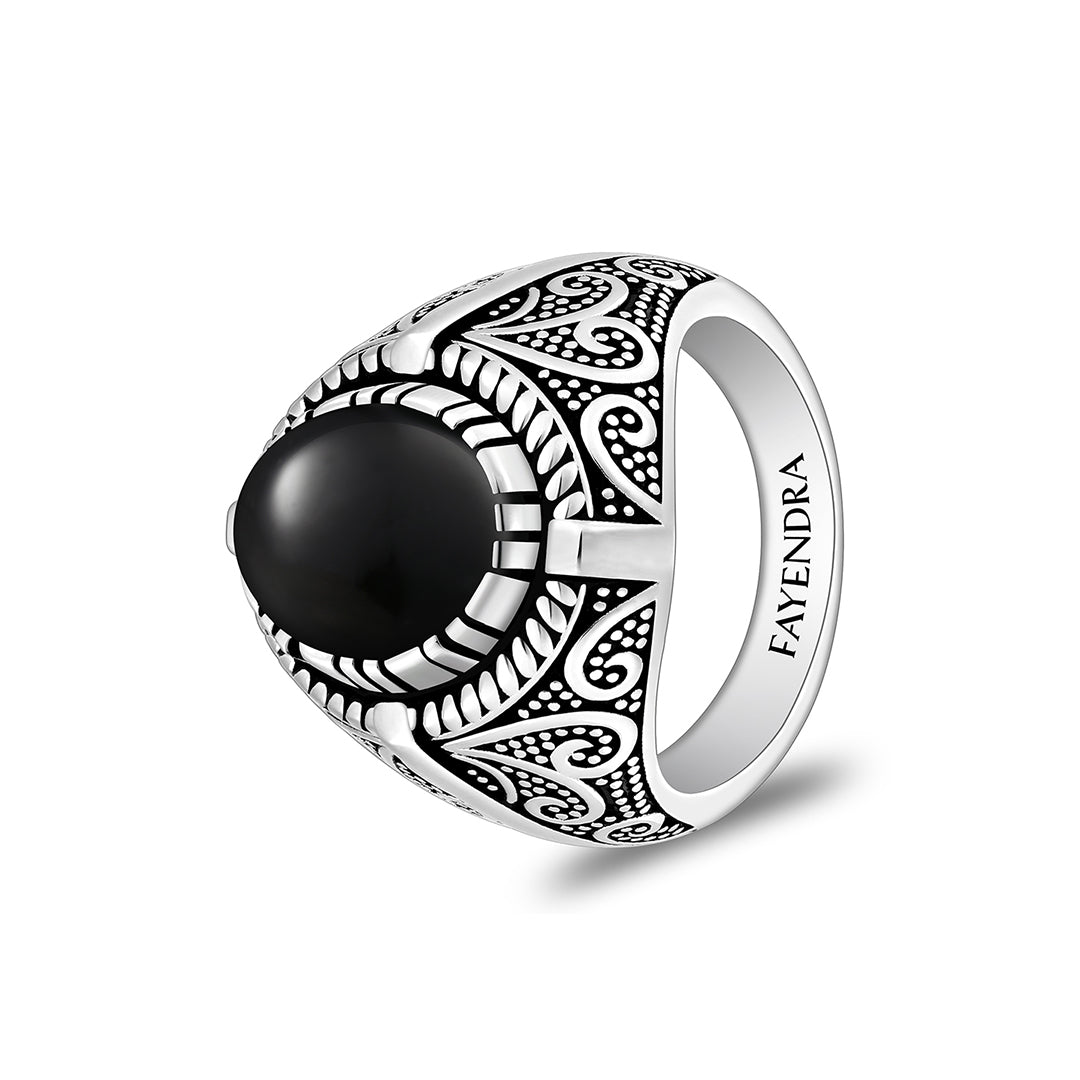 خاتم رجالي من الفضة الخالصة عيار 925 مطلي روديوم و اسود مرصع احجار عقيق اسود طبيعي كابشون