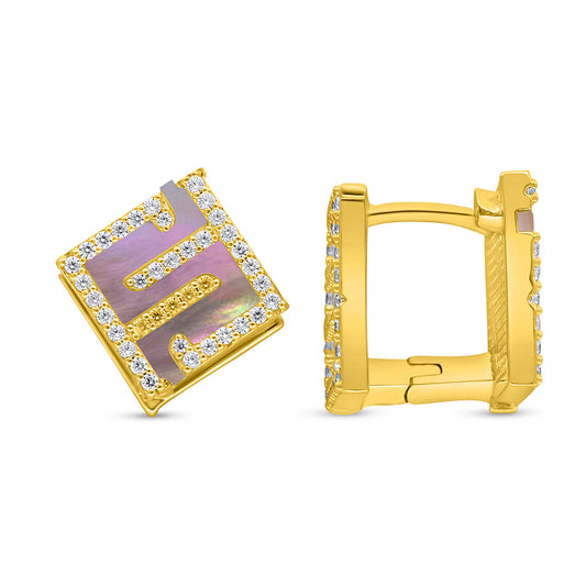 اقراط من الفضة الخالصة عيار 925 مطلية ذهبي مرصعة صدف وردي و فص ابيض