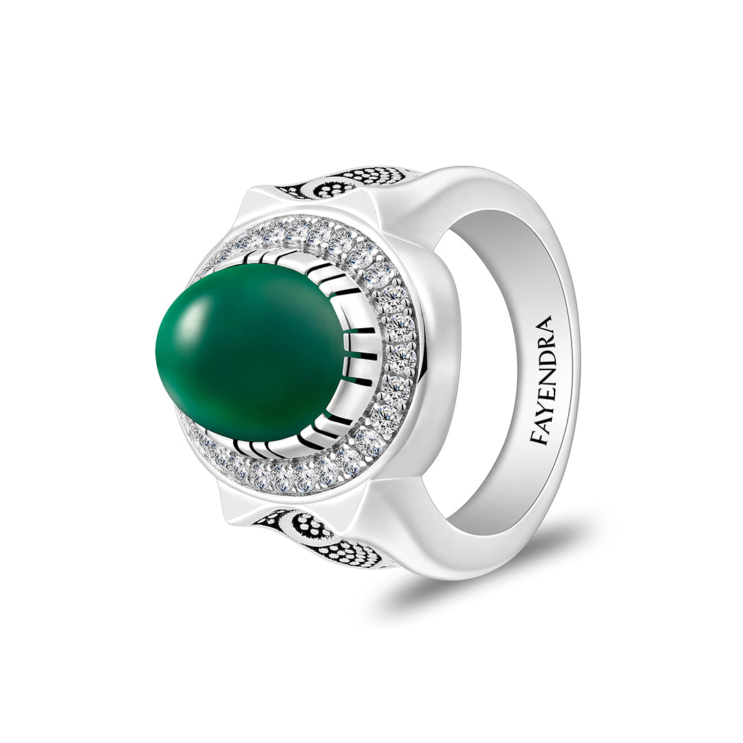 خاتم رجالي من الفضة الخالصة عيار 925 مطلي روديوم و اسود مرصع احجار عقيق جاد اخضر كابشون و فص ابيض