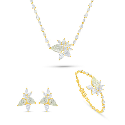 Sterling Silver 925 SET Golden Plated Embedded With Diamond Zircon And White Zircon