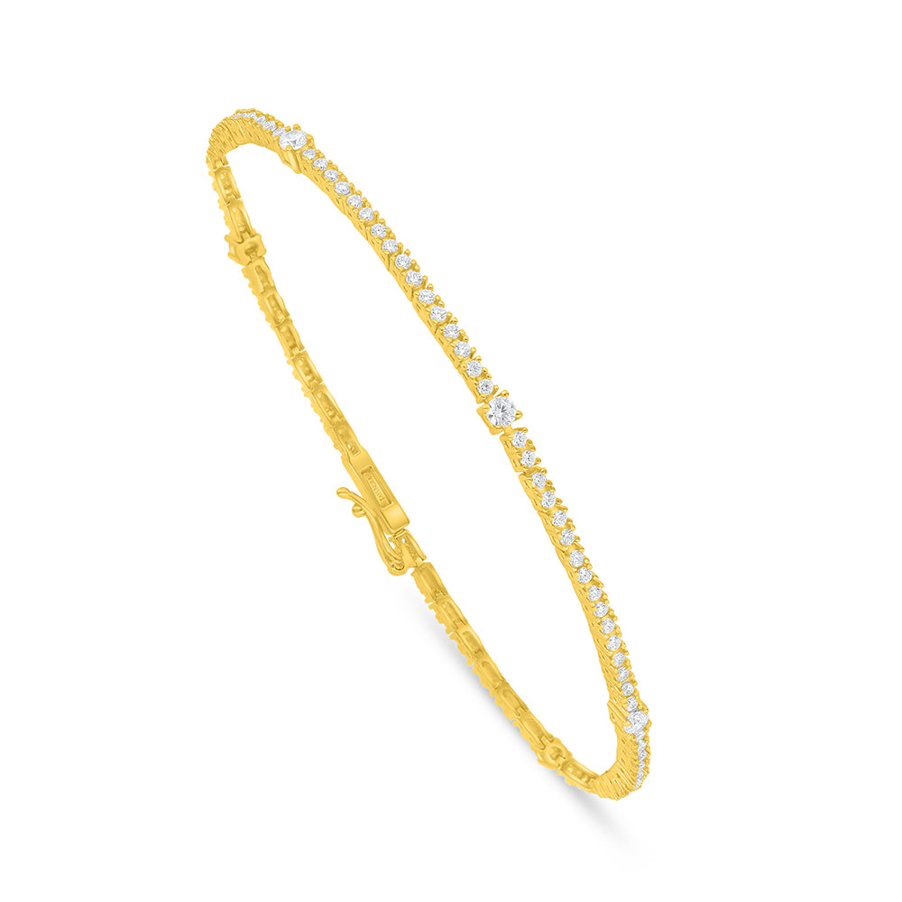 اسورة من الفضة الخالصة عيار 925 مطلية ذهبي مرصعة فص ابيض