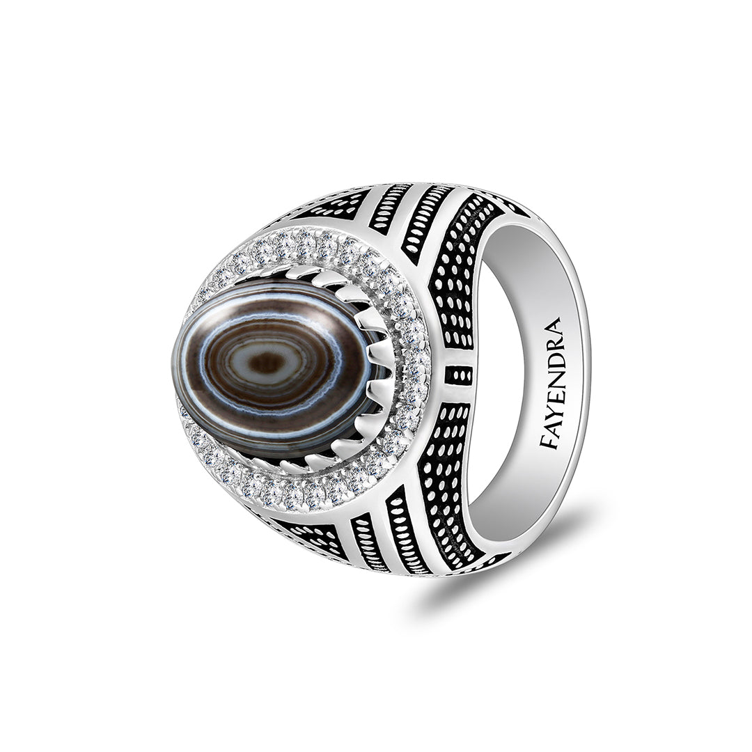 خاتم رجالي من الفضة الخالصة عيار 925 مطلي روديوم و اسود مرصع احجار عقيق سليماني كابشون و فص ابيض