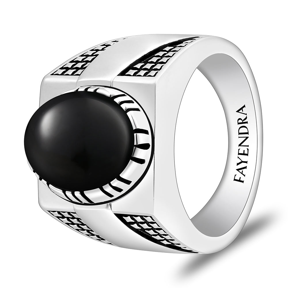 خاتم رجالي من الفضة الخالصة عيار 925 مطلي روديوم و اسود مرصع احجار عقيق اسود طبيعي كابشون