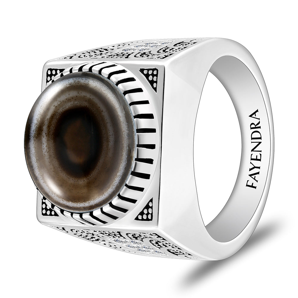 خاتم رجالي من الفضة الخالصة عيار 925 مطلي روديوم و اسود مرصع احجار عقيق سليماني كابشون و فص ابيض