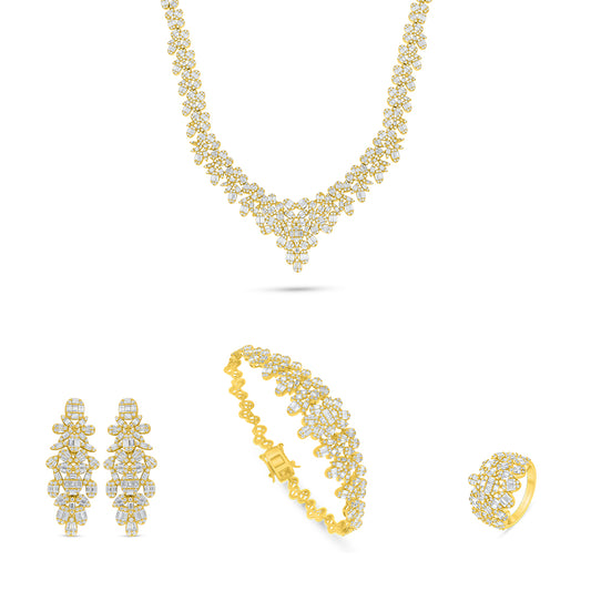 طقم من الفضة الخالصة عيار 925 مطلي ذهبي مرصع فص ابيض