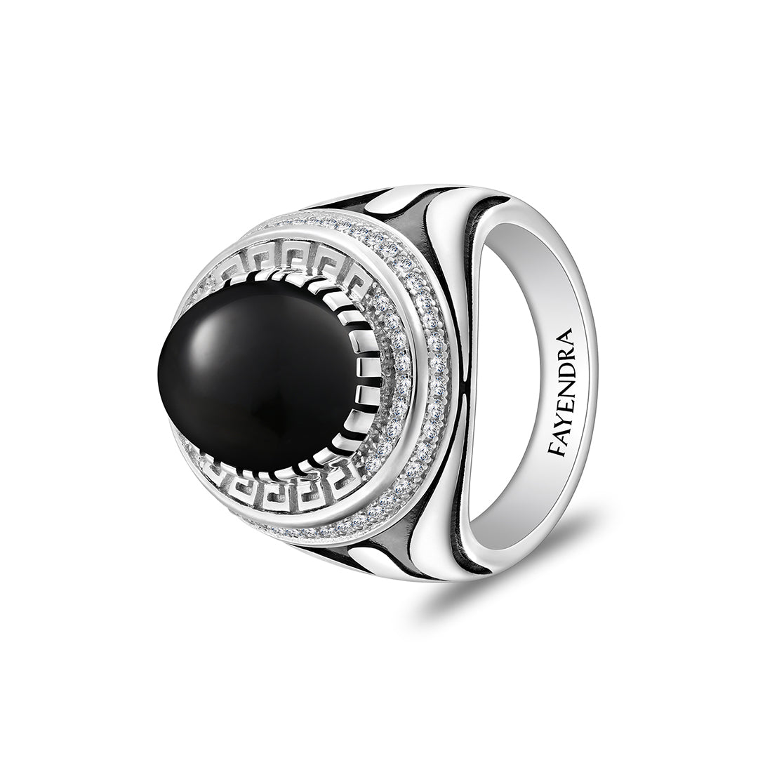 خاتم رجالي من الفضة الخالصة عيار 925 مطلي روديوم و اسود مرصع احجار عقيق اسود طبيعي كابشون و فص ابيض