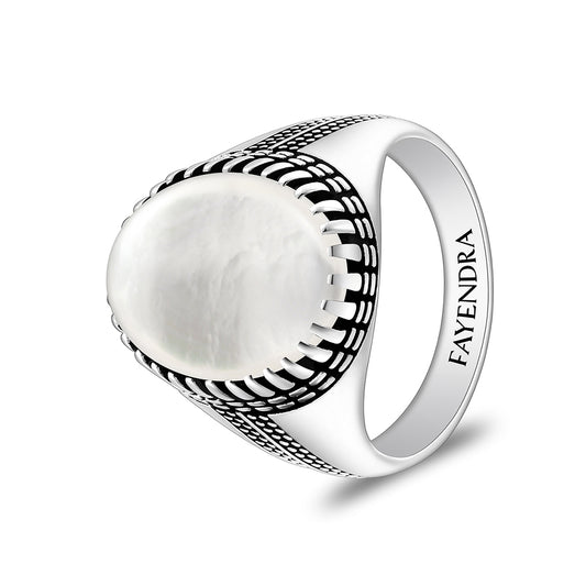 خاتم رجالي من الفضة الخالصة عيار 925 مطلي روديوم و اسود مرصع صدف ابيض كابشون