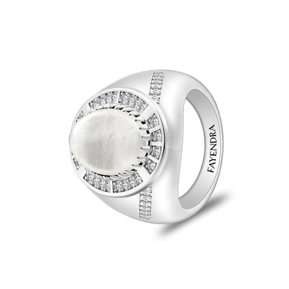 خاتم رجالي من الفضة الخالصة عيار 925 مطلي روديوم مرصع احجار صدف ابيض كابشون و فص ابيض