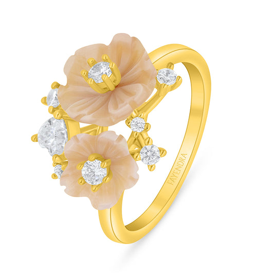 Sterling Silver 925 Ring Golden Plated Embedded With Pink Shell And White Zircon