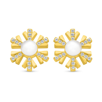 اقراط من الفضة الخالصة عيار 925 مطلية ذهبي مرصعة لولو ابيض طبيعي و فص ابيض