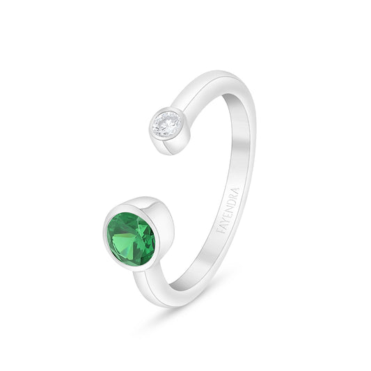 Sterling Silver 925 Ring Rhodium Plated Embedded With Emerald Zircon And White Zircon