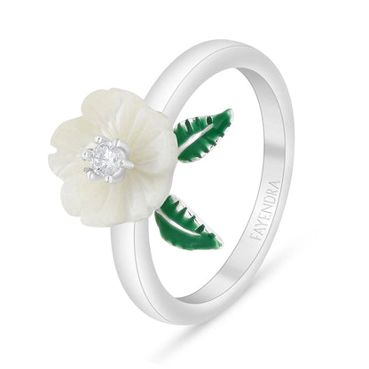 خاتم من الفضة الخالصة عيار 925 مطلي روديوم مرصع صدف ابيض و انيميل اخضر و فص ابيض