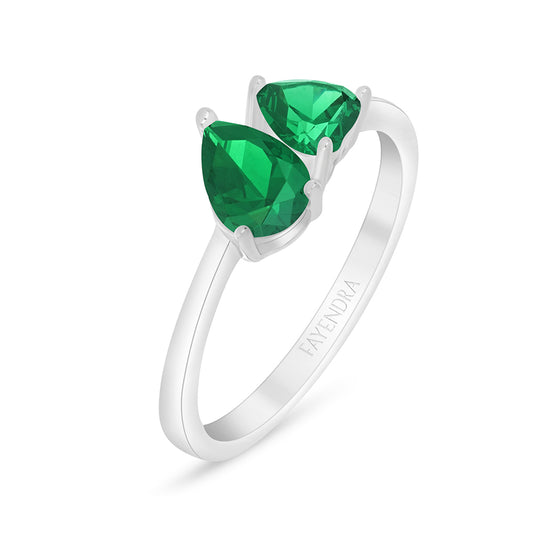Sterling Silver 925 Ring Rhodium Plated Embedded With Emerald Zircon And White Zircon