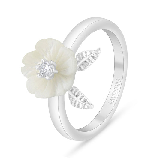 Sterling Silver 925 Ring Rhodium Plated Embedded With White Shell And White Zircon