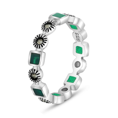 Sterling Silver 925 Ring Embedded With Natural Green Agate And Marcasite Stones