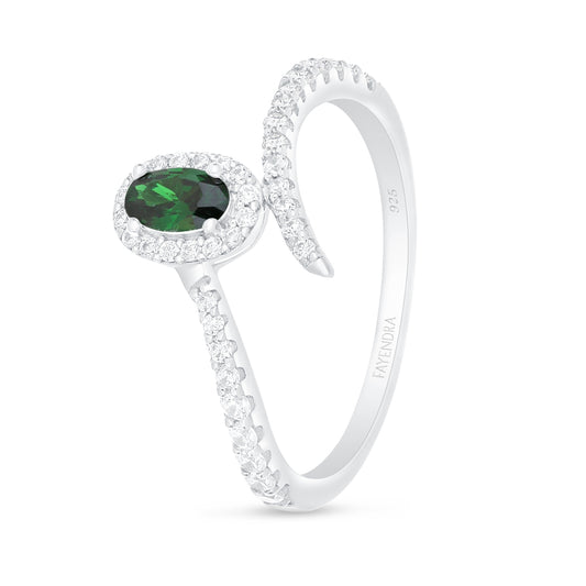 Sterling Silver 925 Ring Rhodium Plated Embedded With Emerald Zircon And White Zircon