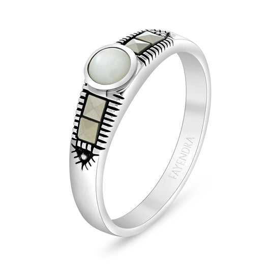 Sterling Silver 925 Ring Embedded With Natural White Shell And Marcasite Stones