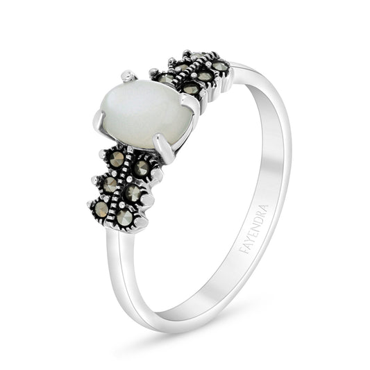 Sterling Silver 925 Ring Embedded With Natural White Shell And Marcasite Stones