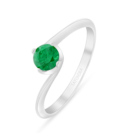 Sterling Silver 925 Ring Rhodium Plated Embedded With Emerald Zircon