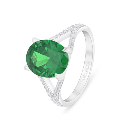 Sterling Silver 925 Ring Rhodium Plated Embedded With Emerald Zircon And White Zircon