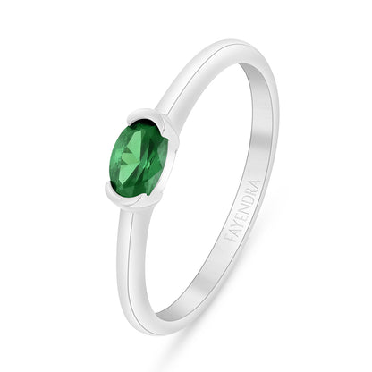 Sterling Silver 925 Ring Rhodium Plated Embedded With Emerald Zircon