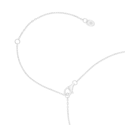 عقد من الفضة الخالصة عيار 925 مطلي روديوم مرصع زركون زمردي و فص ابيض