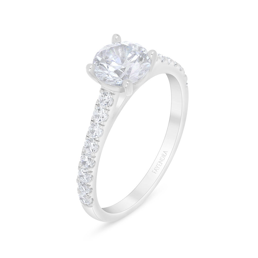 خاتم من الفضة الخالصة عيار 925 مطلي روديوم مرصع فص ابيض