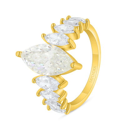 Sterling Silver 925 SET Golden Plated Embedded With Yellow Diamond And White Zircon
