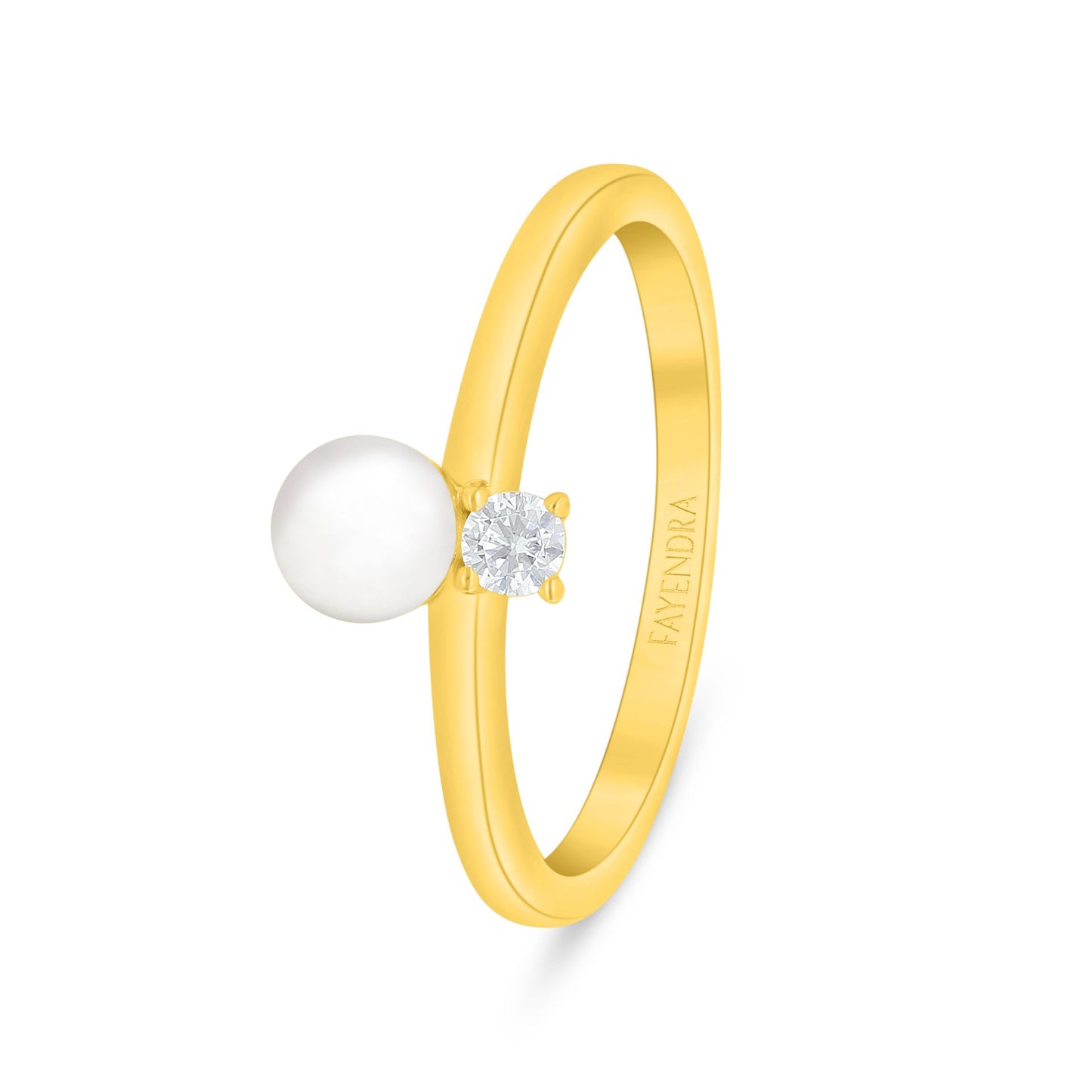 خاتم من الفضة الخالصة عيار 925 مطلي ذهبي مرصع لولو ابيض طبيعي و فص ابيض