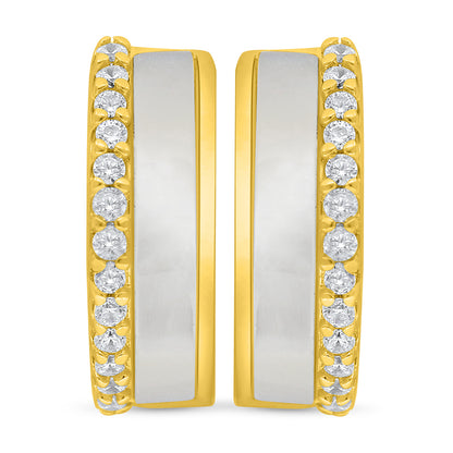 اقراط من الفضة الخالصة عيار 925 مطلية ذهبي مرصعة صدف ابيض و فص ابيض