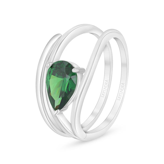 Sterling Silver 925 Ring Rhodium Plated Embedded With Emerald Zircon And White Zircon